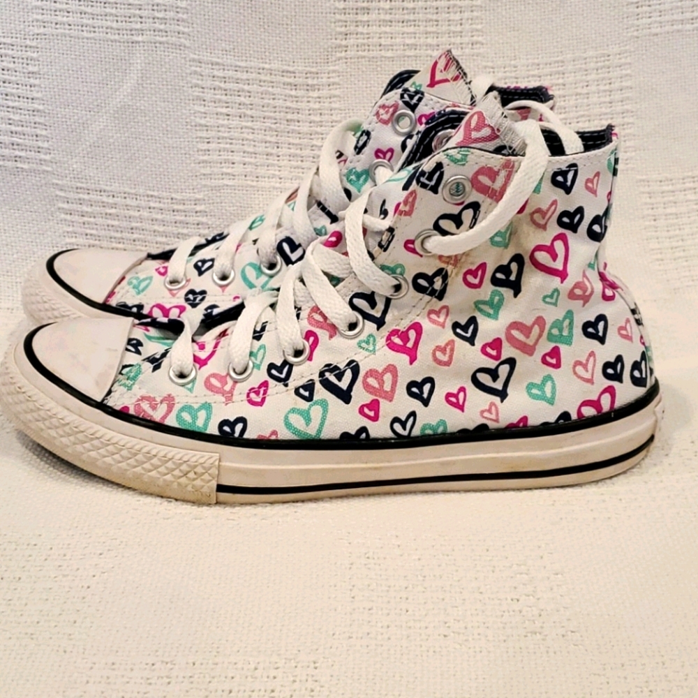 Kids Converse. Size 3.